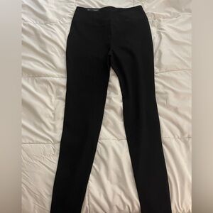 New Liverpool Los Angeles Pull On Leggings. Size M. Never worn. New with tags.